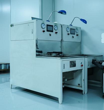 Thiết bị sản xuất